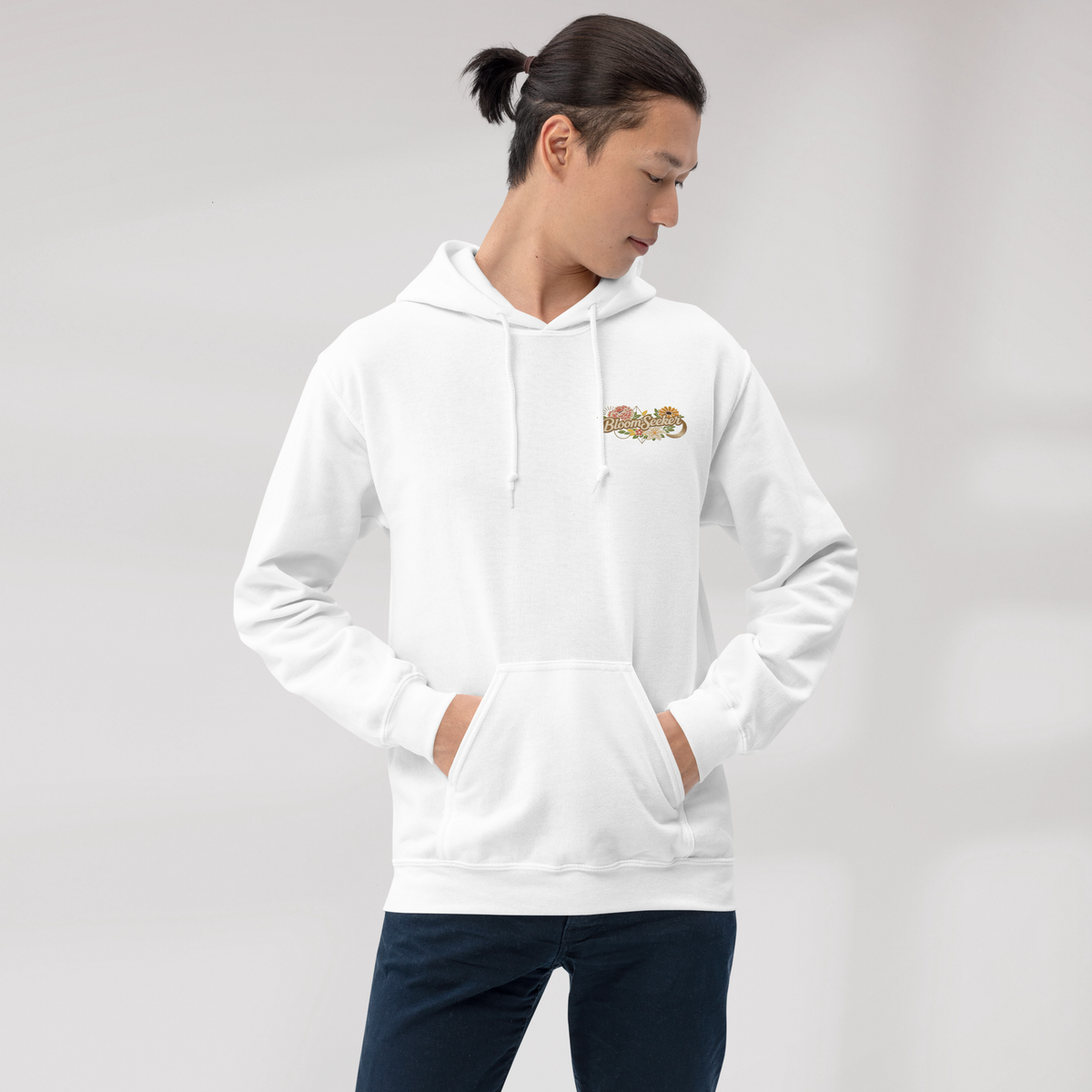 Bloom Seeker Hoodie Soft – Farbe Weiß – Ansicht 7