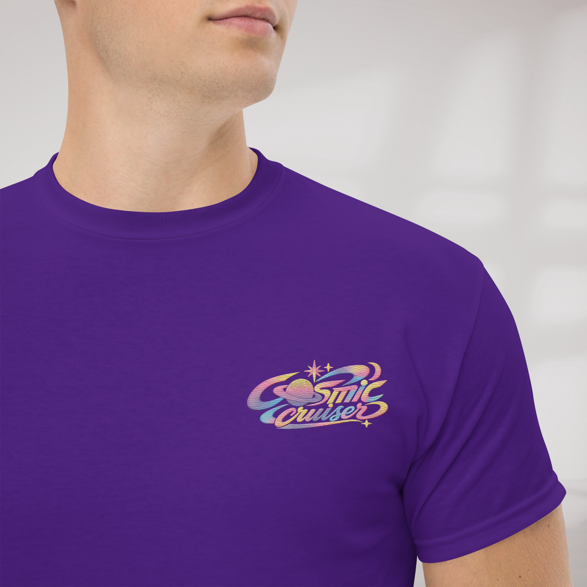 Cosmic Cruiser T-Shirt Soft – Farbe Lila – Ansicht 2