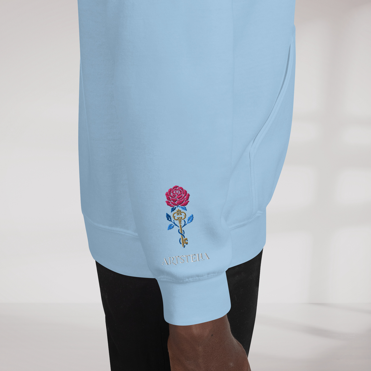 Bloom Guardian Hoodie Vibrant – Farbe Hellblau – Ansicht 5