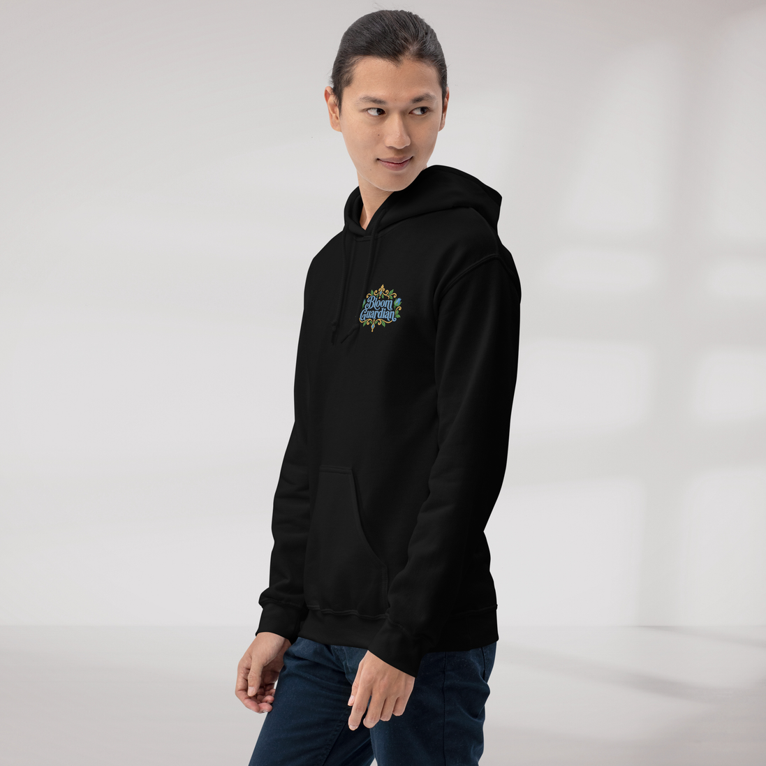 Bloom Guardian Hoodie Soft (M) – Farbe Schwarz – Ansicht 4