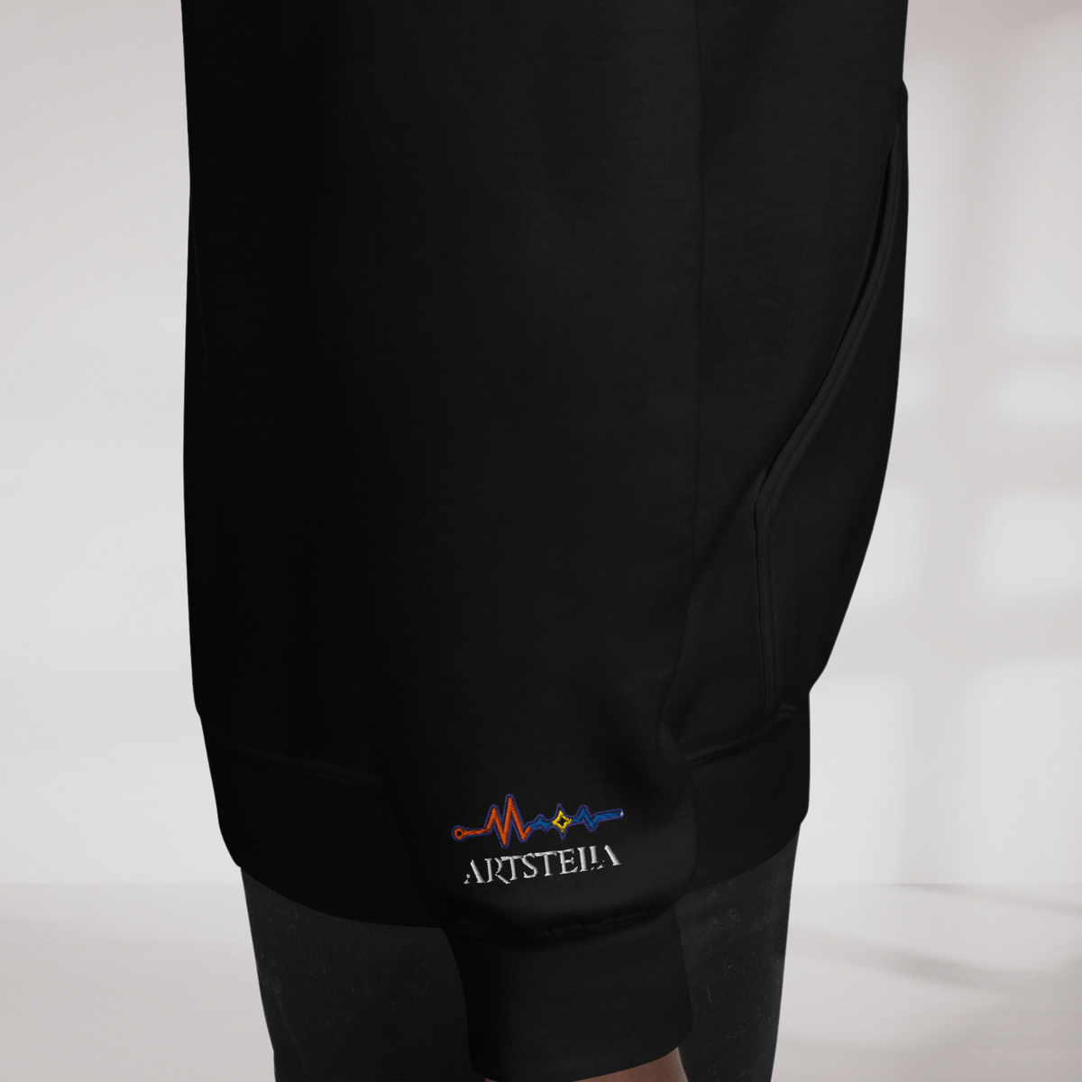 Pulse Wanderer Hoodie Retro – Farbe Schwarz – Ansicht 6