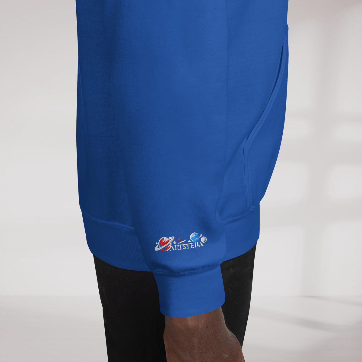 Cosmic Cruiser Hoodie Retro – Farbe Royalblau – Ansicht 3