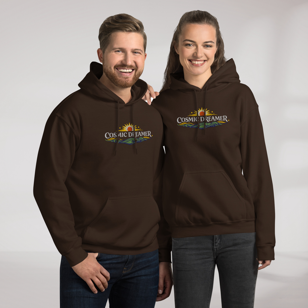 Cosmic Dreamer Hoodie Vibrant Grün ver. – Farbe Dunkle Schokolade – Ansicht 7