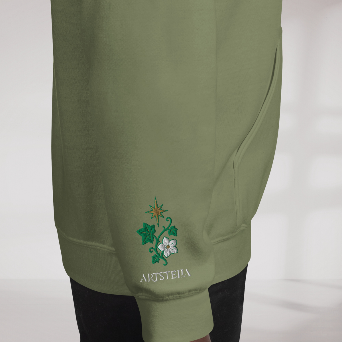 Ivy Wanderer Hoodie Grün ver. – Farbe Militärgrün – Ansicht 5