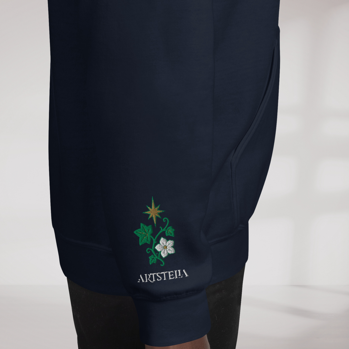 Ivy Wanderer Hoodie Grün ver. – Farbe Navy – Ansicht 5