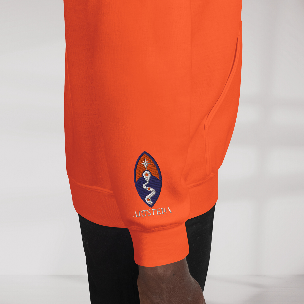 Street Seeker Hoodie Retro – Farbe Orange – Ansicht 5