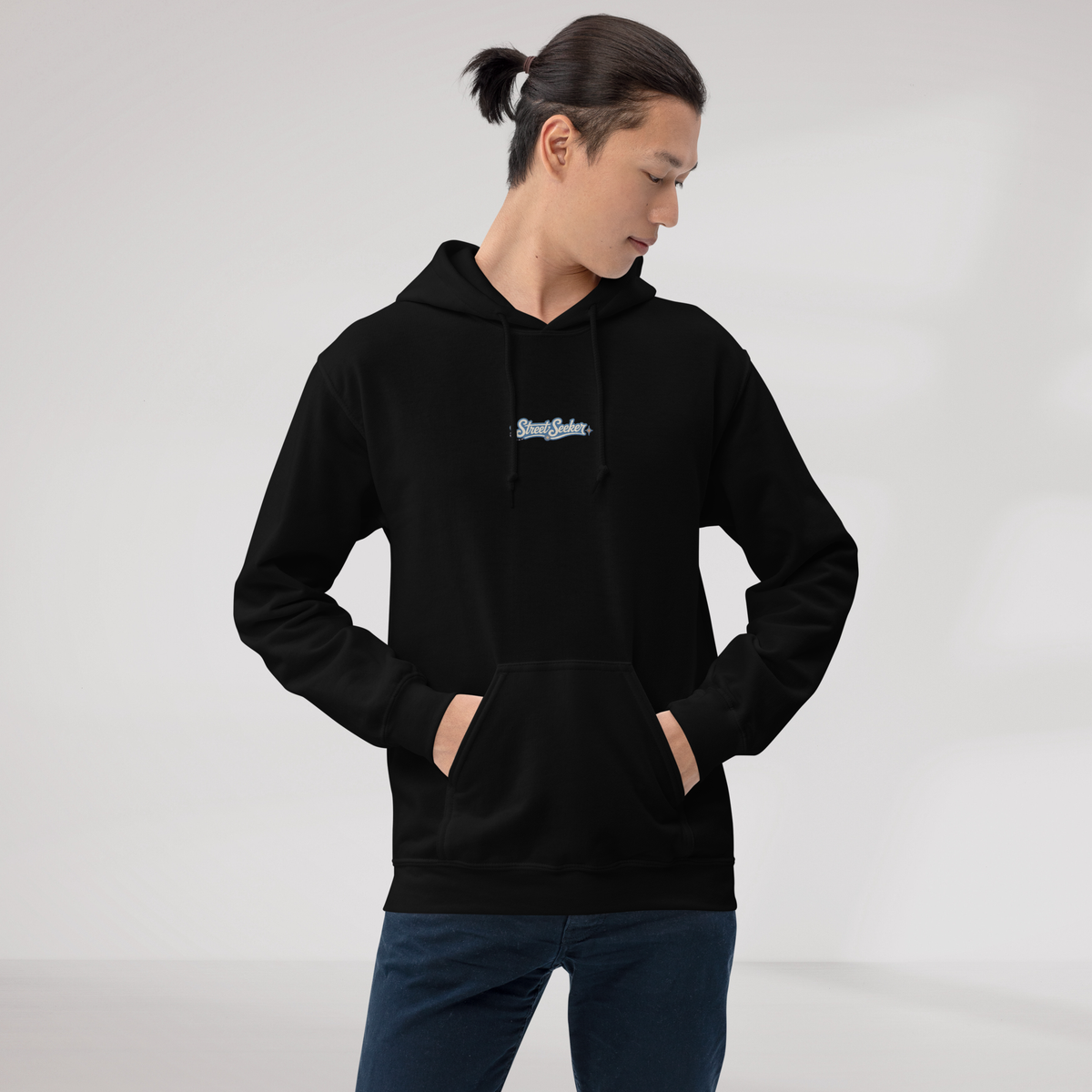 Street Seeker Hoodie Soft Blau ver. – Farbe Schwarz – Ansicht 4