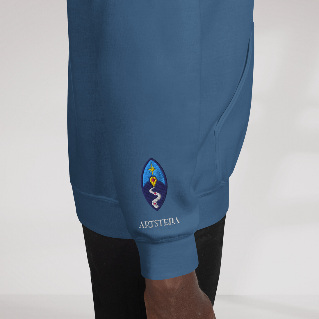 Street Seeker Hoodie Vibrant – Farbe Indigoblau – Ansicht 5