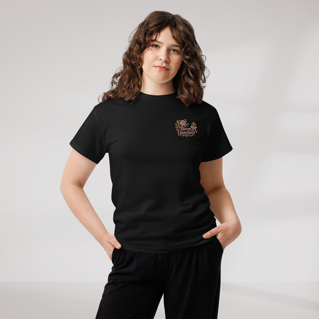 Bloom Guardian T-Shirt Soft (F) – Farbe Schwarz – Ansicht 4