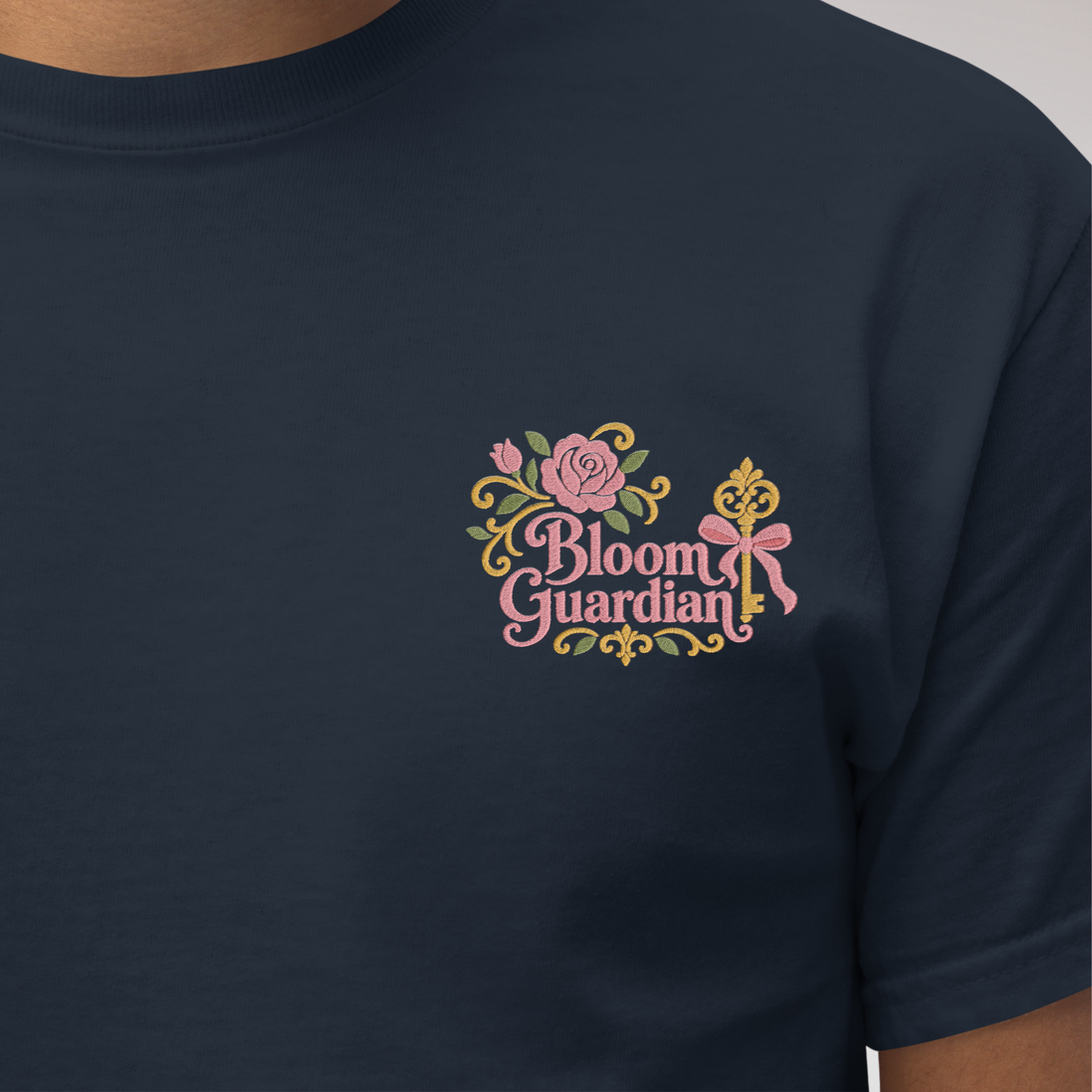 Bloom Guardian T-Shirt Soft (F) – Farbe Navy – Ansicht 2