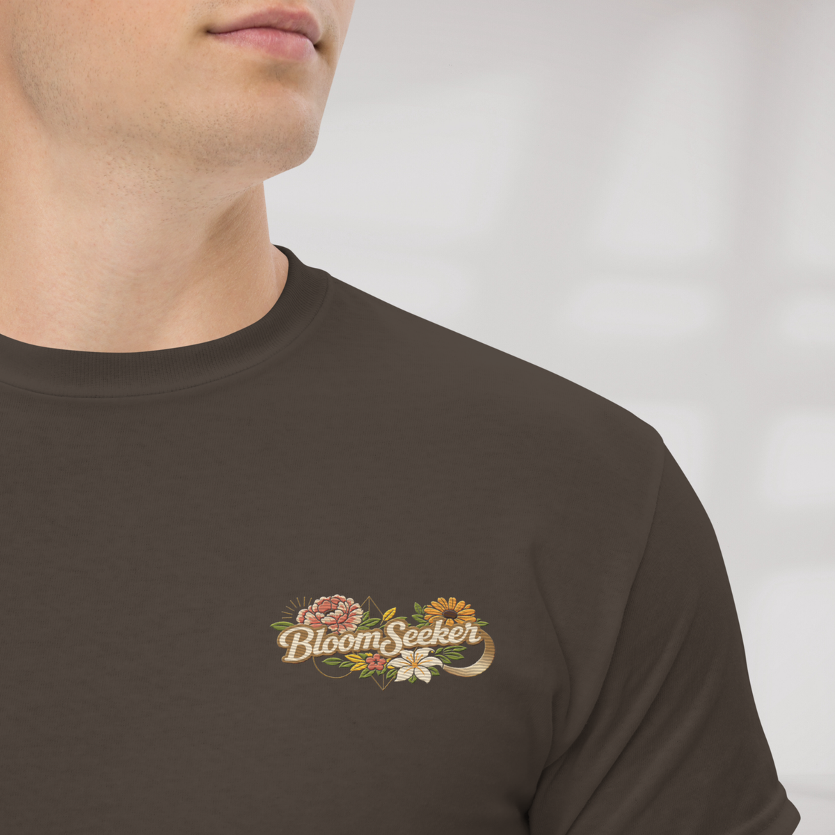 Bloom Seeker T-Shirt Soft – Farbe Dunkle Schokolade – Ansicht 1