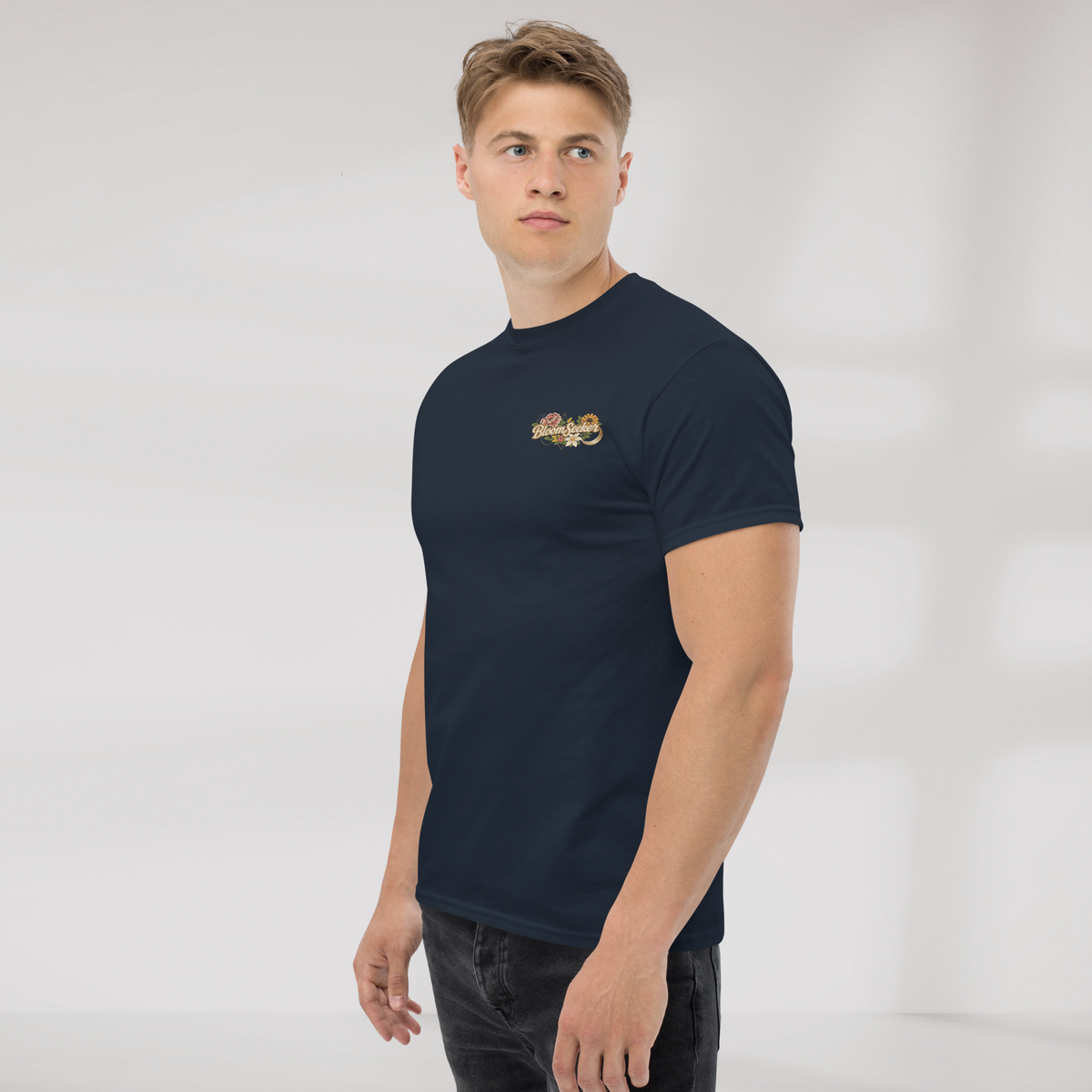 Bloom Seeker T-Shirt Soft – Farbe Navy – Ansicht 3