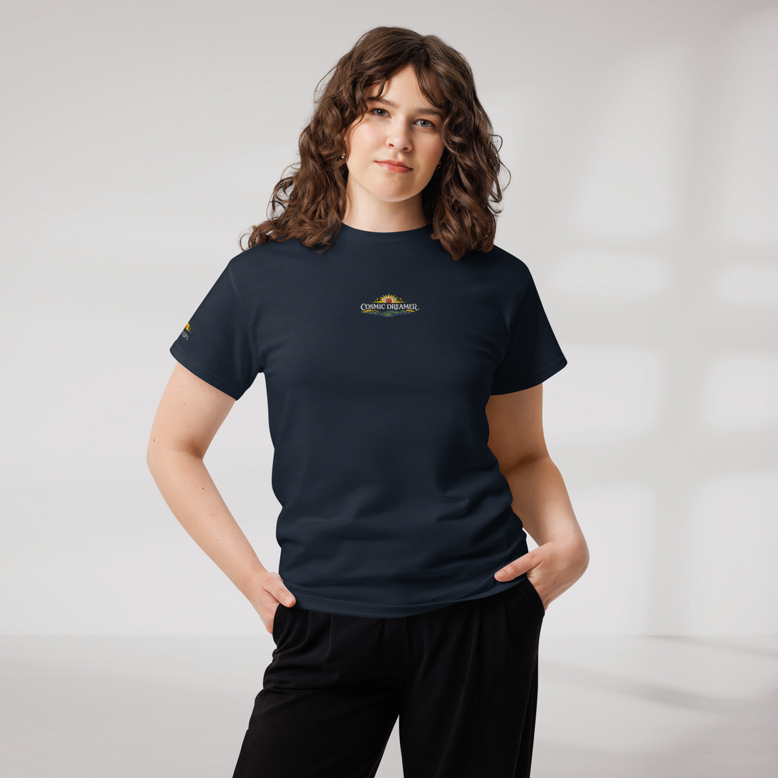 Cosmic Dreamer T-Shirt Vibrant Grün ver. – Farbe Navy – Ansicht 7