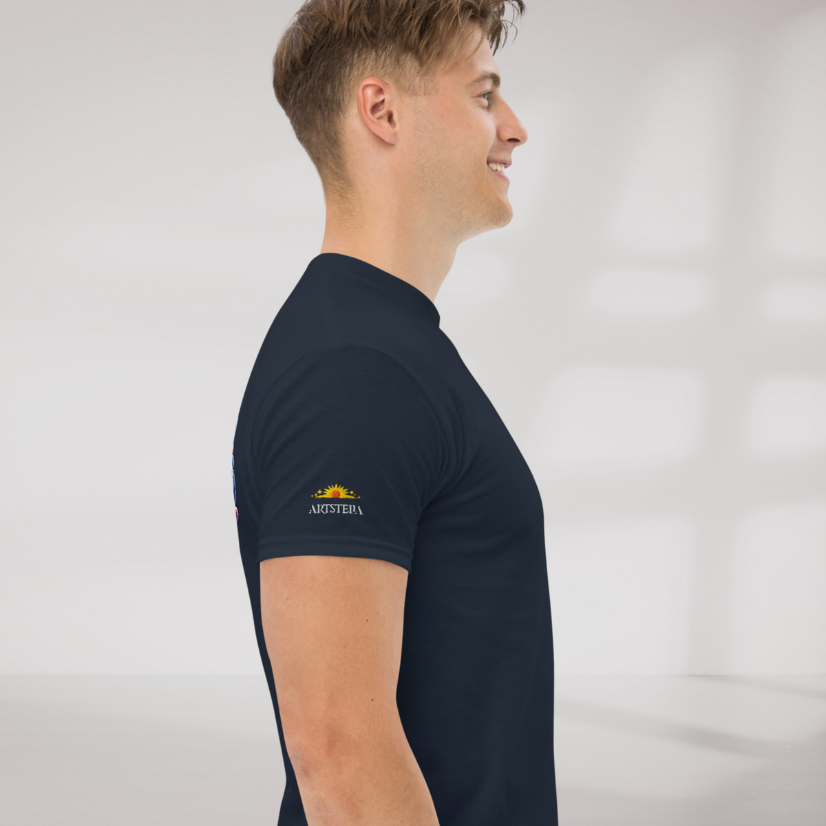 Cosmic Dreamer T-Shirt Vibrant – Farbe Navy – Ansicht 4