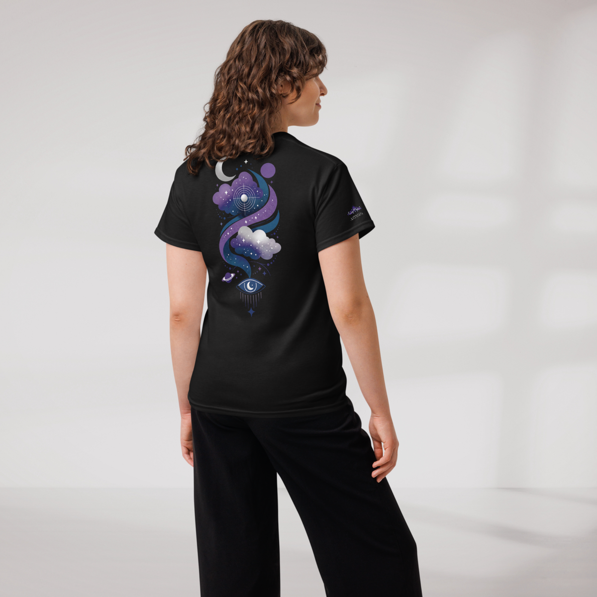 Cosmic Dreamer T-Shirt Mystisch – Farbe Schwarz – Ansicht 8