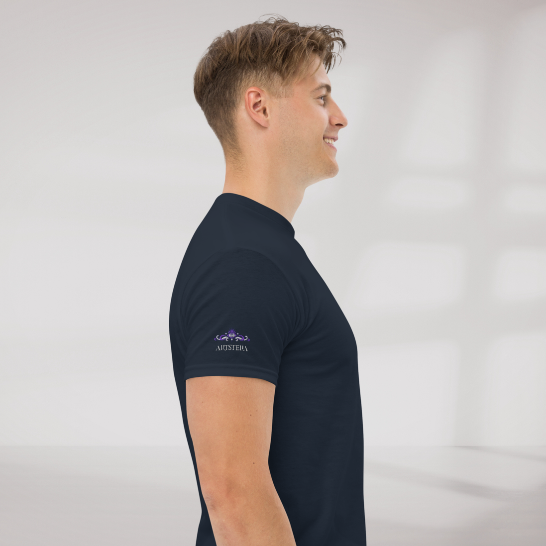 Cosmic Dreamer T-Shirt Mystisch – Farbe Navy – Ansicht 4