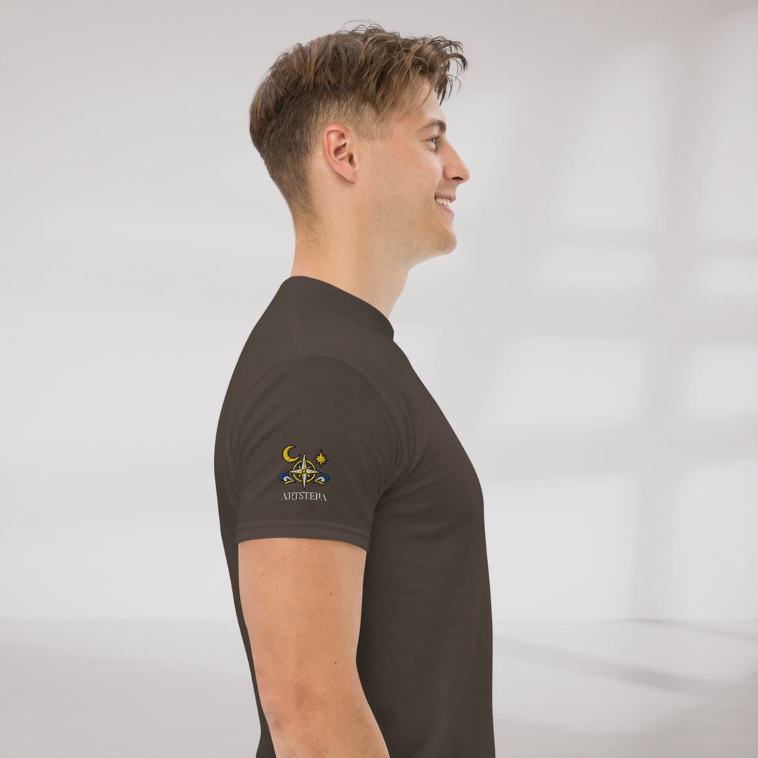 Star Wanderer T-Shirt Blau ver. – Farbe Dunkle Schokolade – Ansicht 4